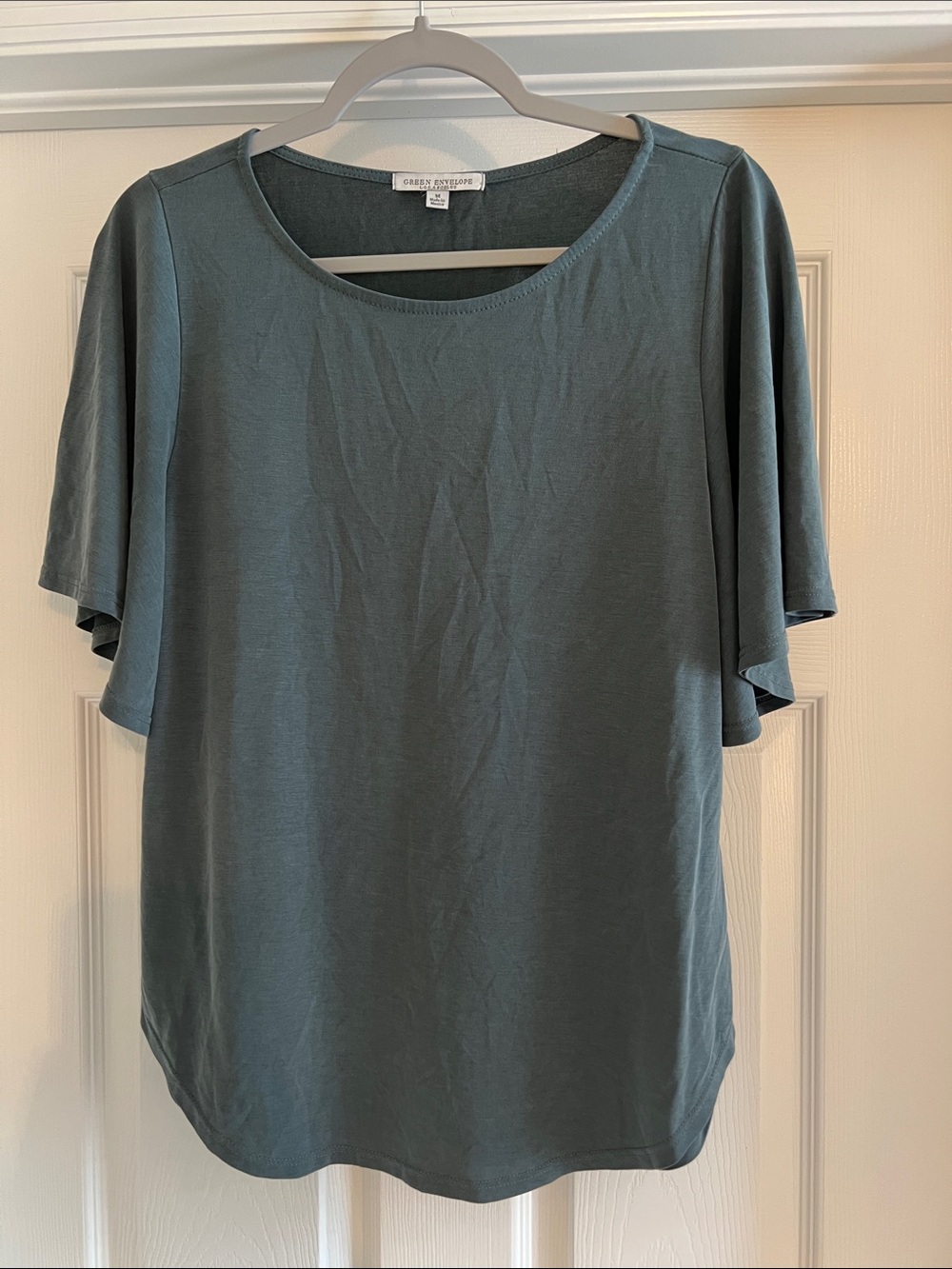 Green Envelope Women's Slate Blue Flutter Short Sleeve Tee